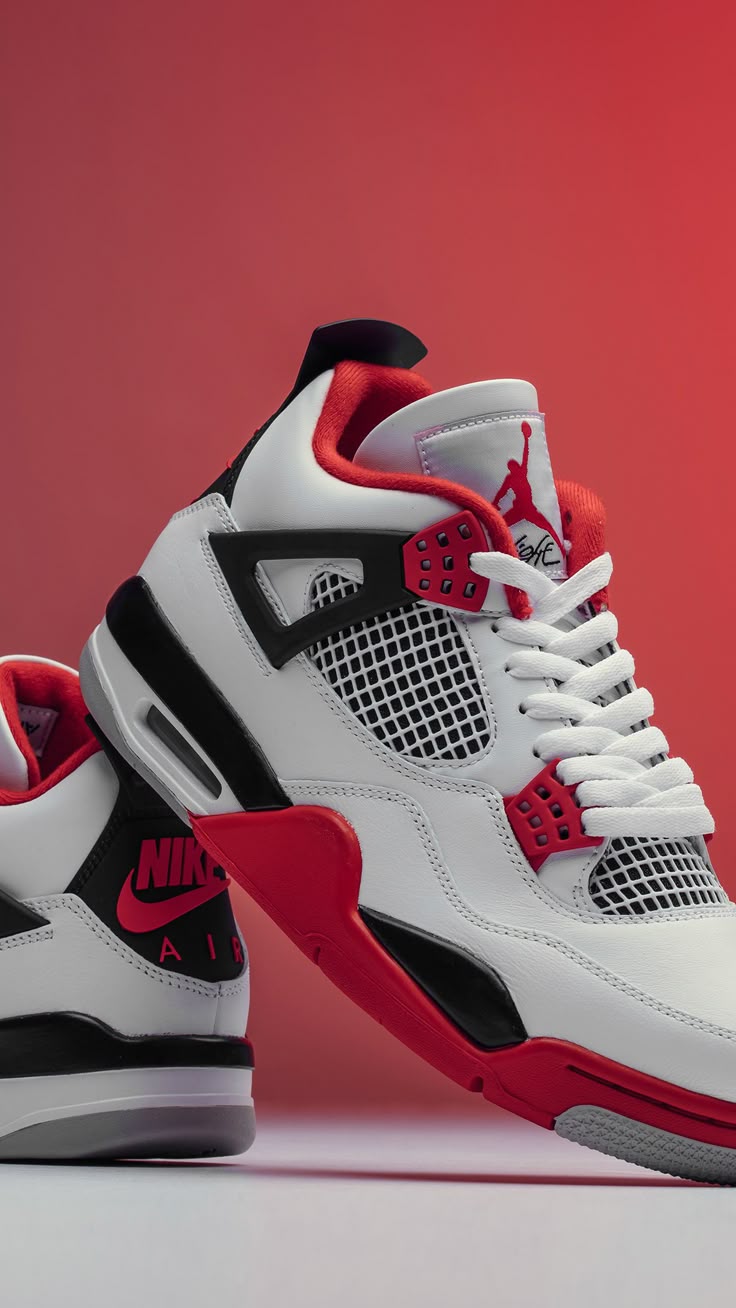 Air Jordan 4